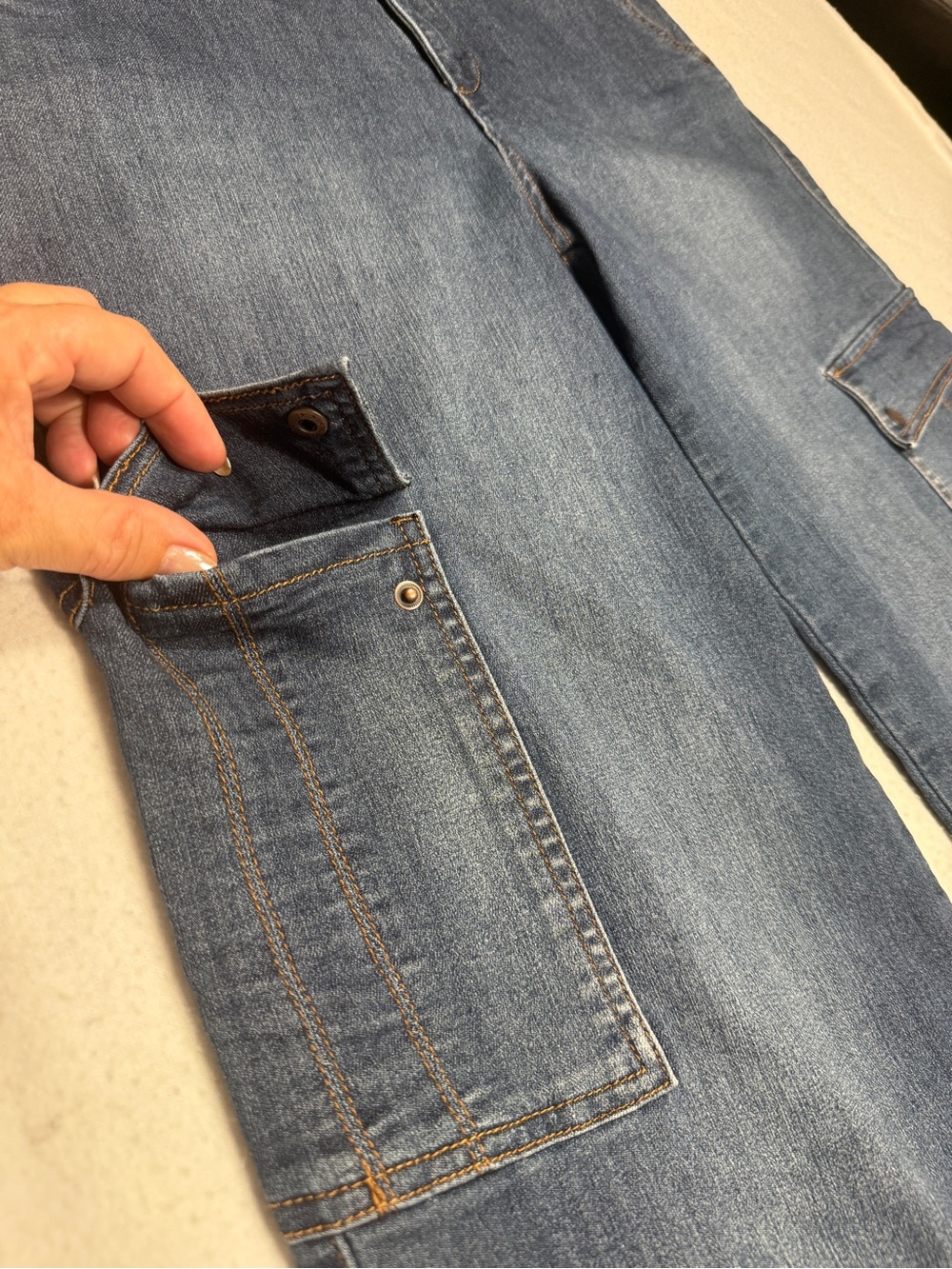 Democracy "Ab Technology" Wide-Leg Cargo Jeans Size 8 #2639 - Picture 6 of 9